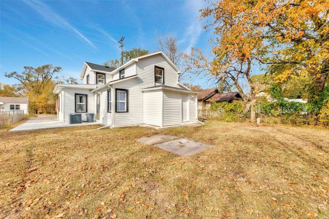 706 N Piatt Ave., Wichita, KS 67214