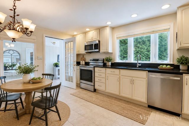 7 Acorn Acres, Rye, NH 03870