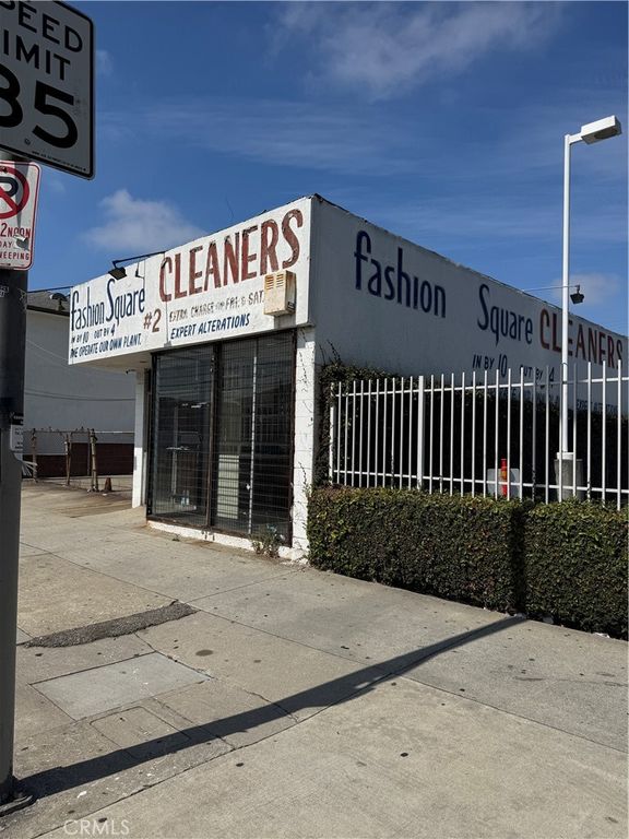10015 S Western, Los Angeles, CA 90047