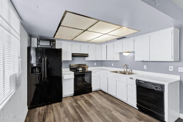 225 N STANDAGE -- 50, Mesa, AZ 85201