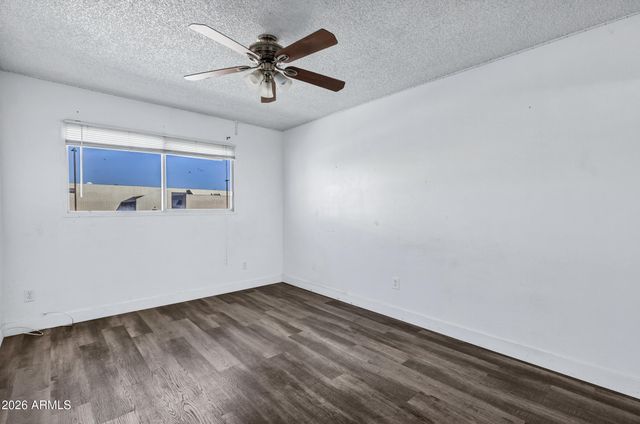 225 N STANDAGE -- 50, Mesa, AZ 85201