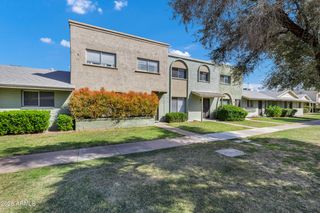 225 N STANDAGE -- 50, Mesa, AZ 85201