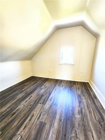 249 E 15th Avenue, Homestead, PA 15120