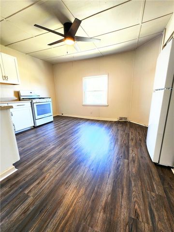 249 E 15th Avenue, Homestead, PA 15120