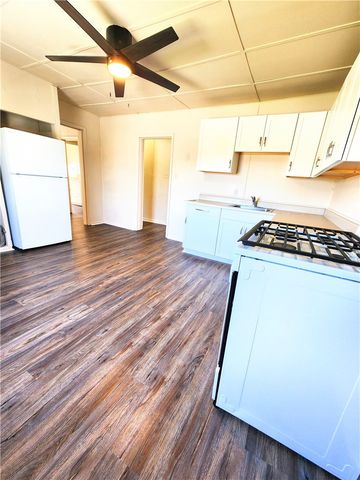 249 E 15th Avenue, Homestead, PA 15120