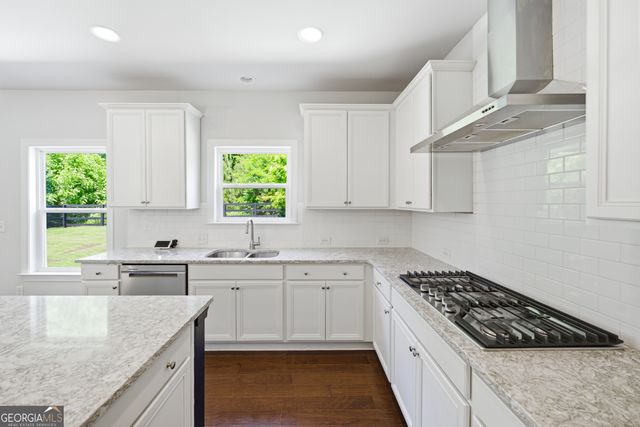 121 Crest Brooke Drive, Canton, GA 30115
