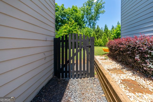 121 Crest Brooke Drive, Canton, GA 30115