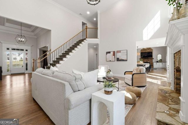 800 Barberry Drive, Milton, GA 30004