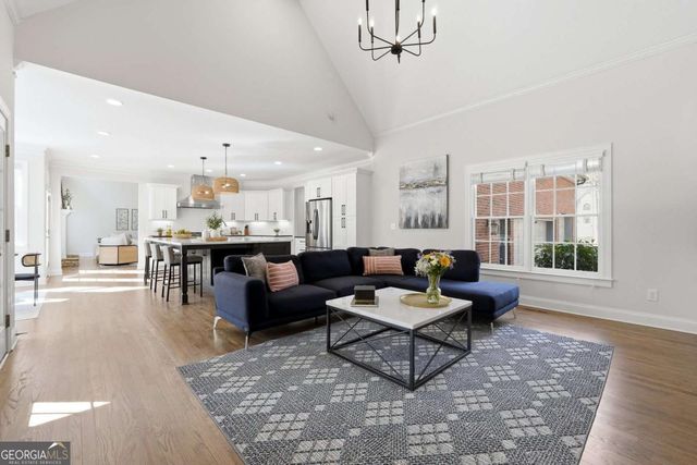 800 Barberry Drive, Milton, GA 30004