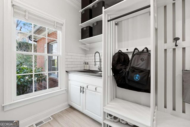 800 Barberry Drive, Milton, GA 30004