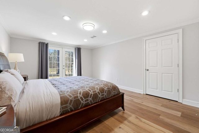 800 Barberry Drive, Milton, GA 30004