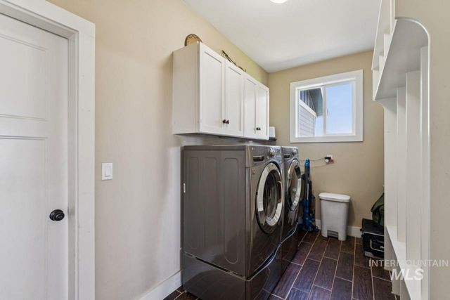 7305 Mustang Ln, Emmett, ID 83617