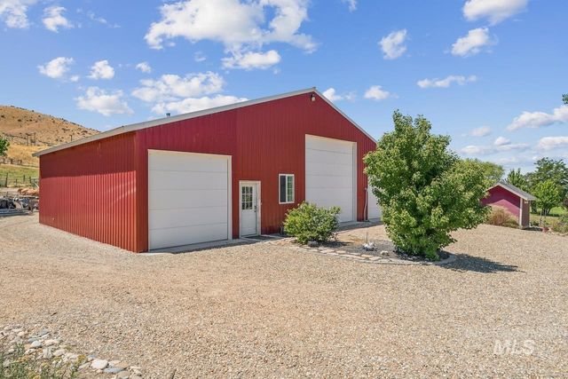 7305 Mustang Ln, Emmett, ID 83617