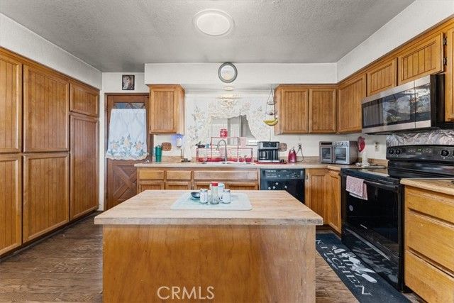 54 Moms, Oroville, CA 95965