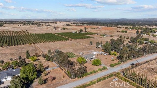 54 Moms, Oroville, CA 95965