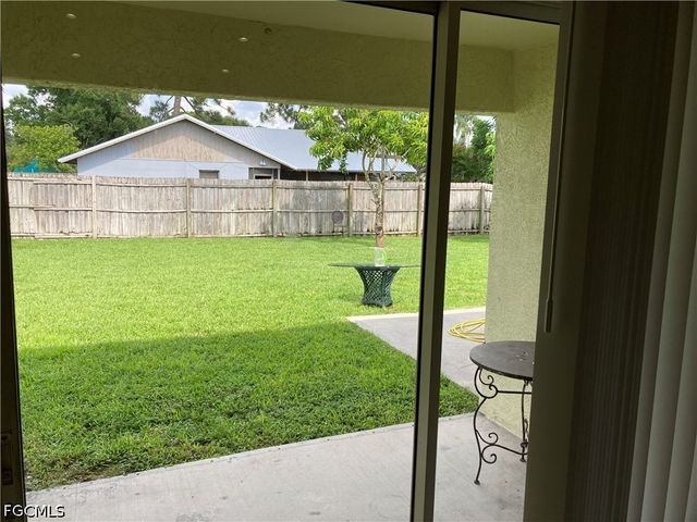 429 SE 24th AVE, Cape Coral, FL 33990