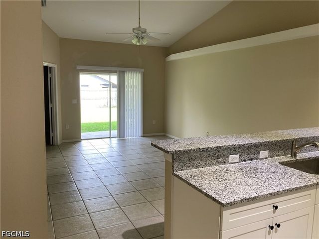 429 SE 24th AVE, Cape Coral, FL 33990