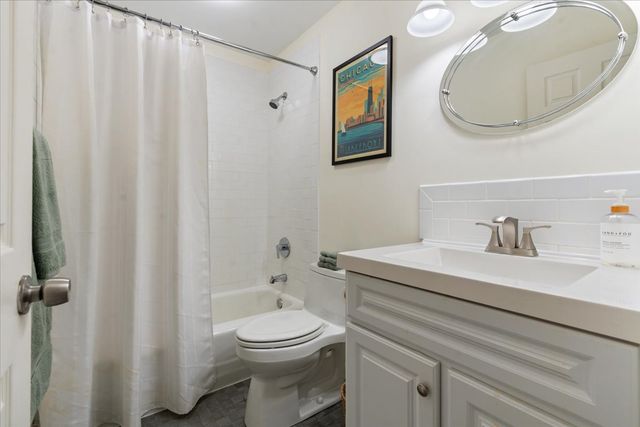 1419 N State Parkway 603, Chicago, IL 60610