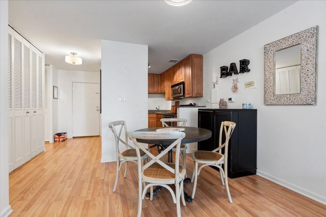 1419 N State Parkway 603, Chicago, IL 60610