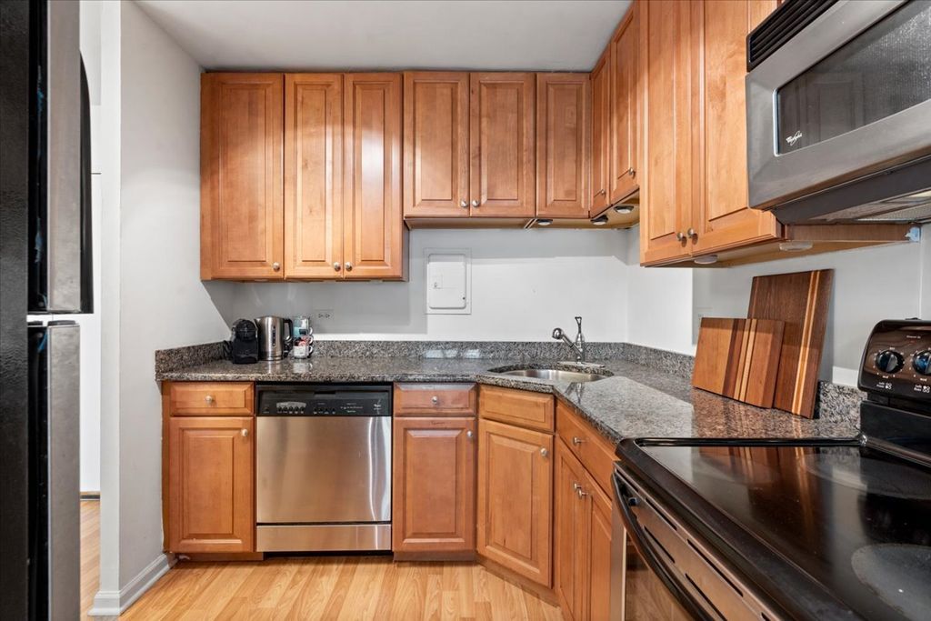 1419 N State Parkway 603, Chicago, IL 60610 — photo 5