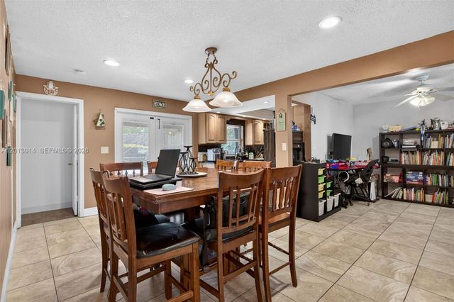 8505 NW 29th Dr, Coral Springs, FL 33065