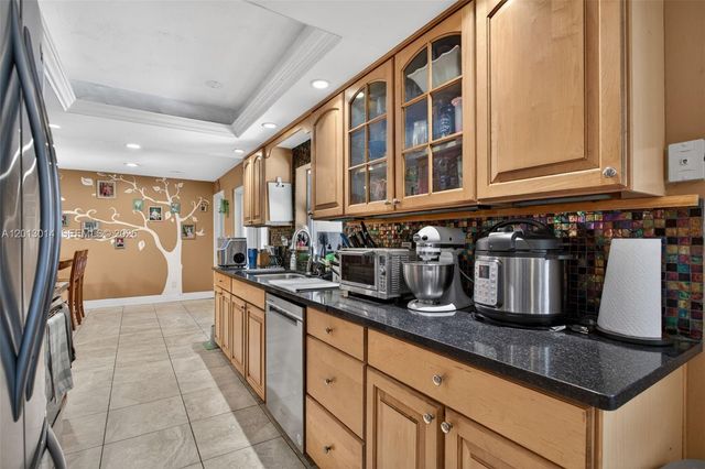 8505 NW 29th Dr, Coral Springs, FL 33065
