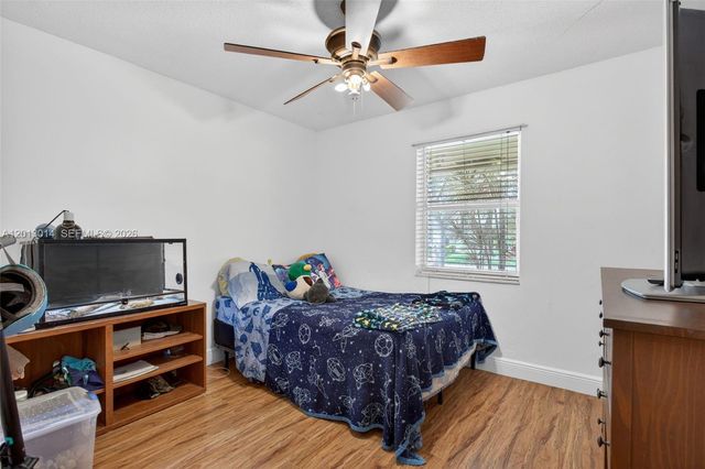 8505 NW 29th Dr, Coral Springs, FL 33065