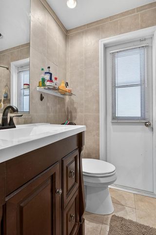 8505 NW 29th Dr, Coral Springs, FL 33065