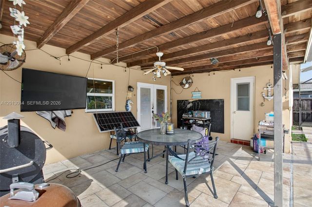 8505 NW 29th Dr, Coral Springs, FL 33065