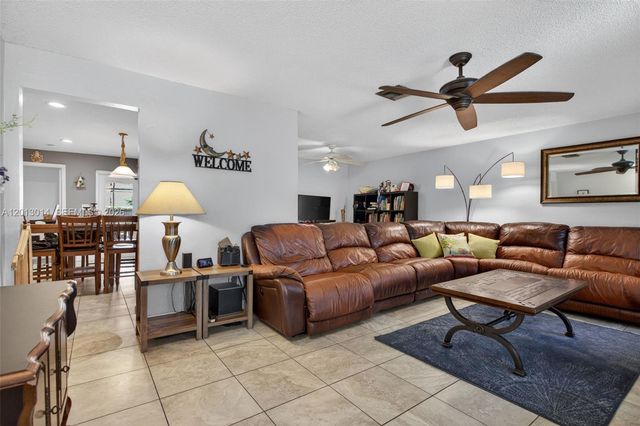 8505 NW 29th Dr, Coral Springs, FL 33065