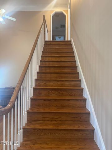 233 Brown Circle, Blountville, TN 37617