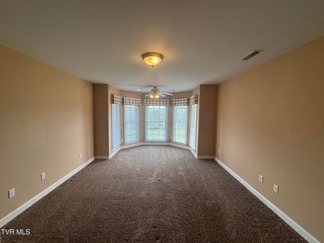 233 Brown Circle, Blountville, TN 37617