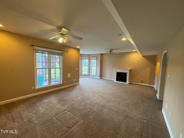 233 Brown Circle, Blountville, TN 37617
