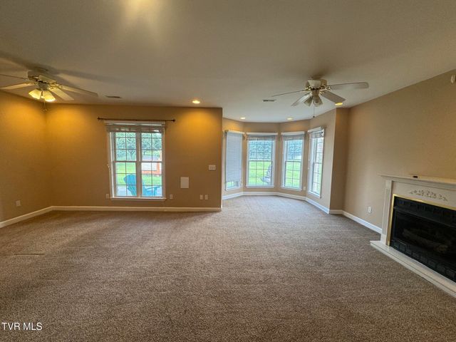 233 Brown Circle, Blountville, TN 37617