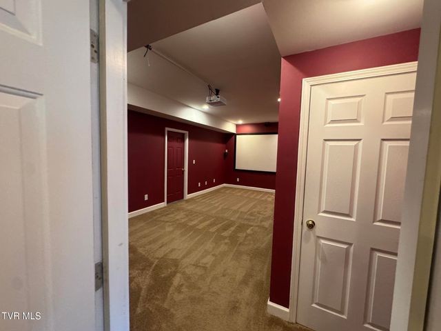 233 Brown Circle, Blountville, TN 37617