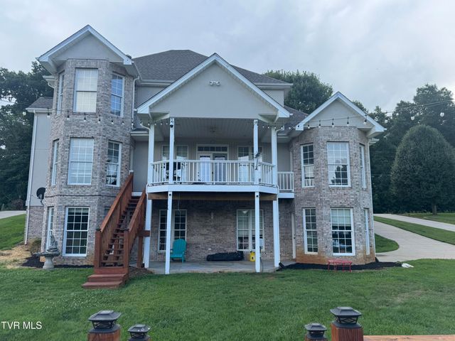 233 Brown Circle, Blountville, TN 37617