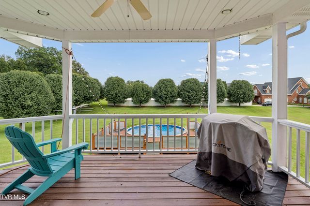 233 Brown Circle, Blountville, TN 37617
