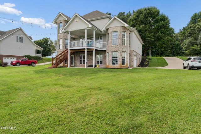 233 Brown Circle, Blountville, TN 37617