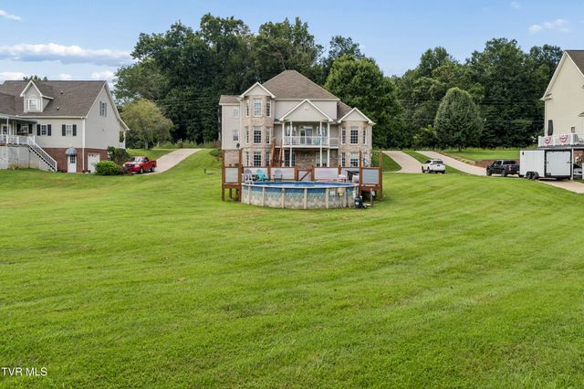 233 Brown Circle, Blountville, TN 37617