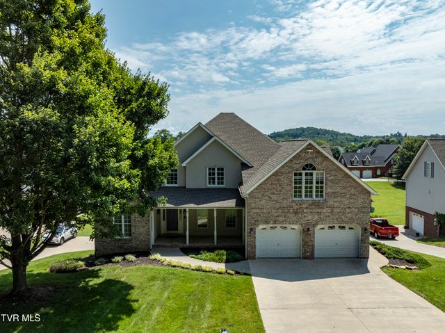 233 Brown Circle, Blountville, TN 37617