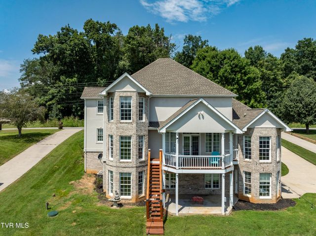 233 Brown Circle, Blountville, TN 37617