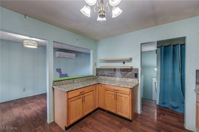 2007 W 41st Street, Lorain, OH 44053