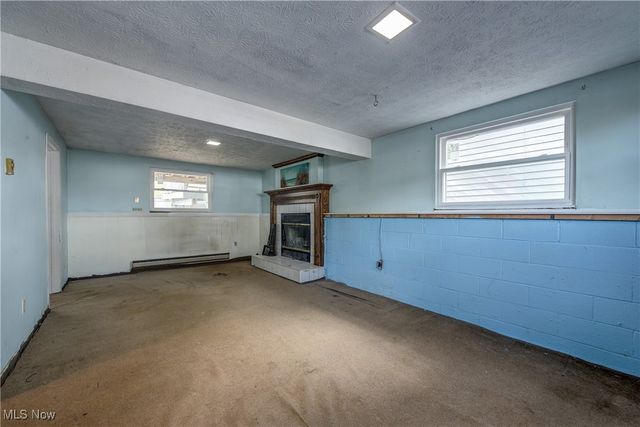 2007 W 41st Street, Lorain, OH 44053