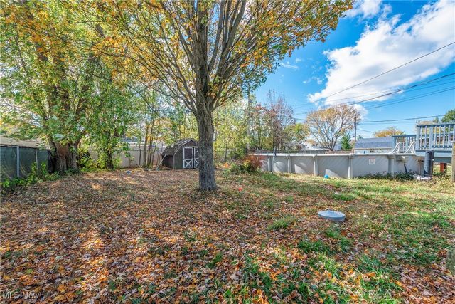 2007 W 41st Street, Lorain, OH 44053