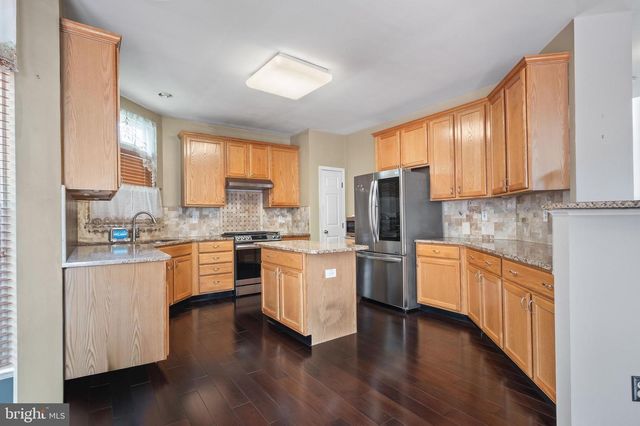 929 N YORK DR, Downingtown, PA 19335
