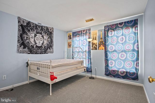 929 N YORK DR, Downingtown, PA 19335