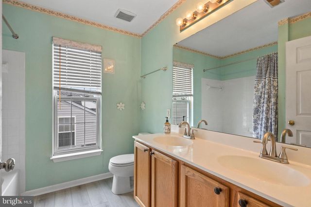 929 N YORK DR, Downingtown, PA 19335