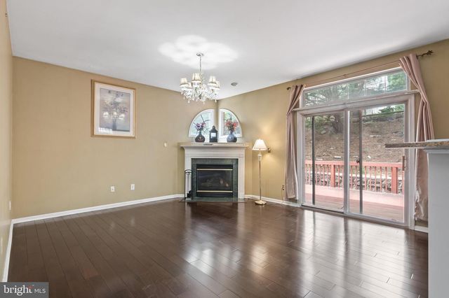 929 N YORK DR, Downingtown, PA 19335