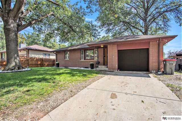 6121 Colby Street, Lincoln, NE 68505