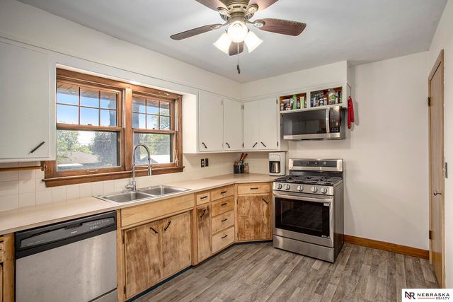 6121 Colby Street, Lincoln, NE 68505